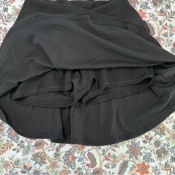 Aerie Skort Skirt Small Athletic Activewear Black Crossover V Waist B13 - Picture 8 of 8